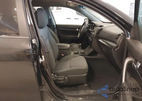 2013 Kia Sorento Lx V6 из США, поврежденный, VIN 5XYKTDA28DG336793